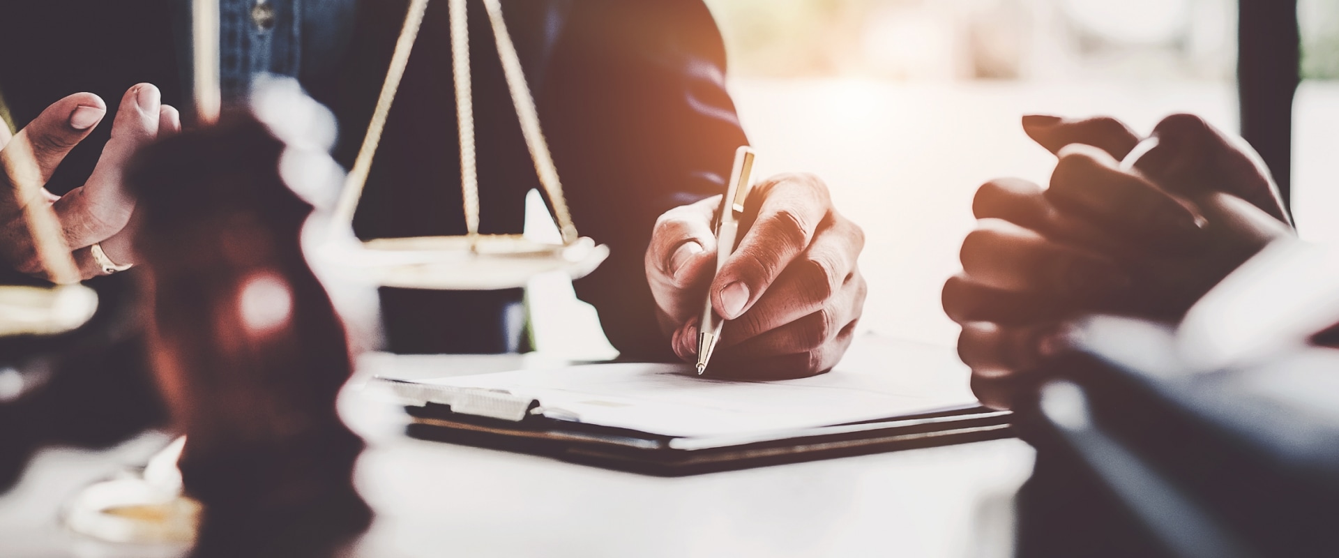 What is the Difference Between a Lawyer and a Paralegal in Anoka County?
